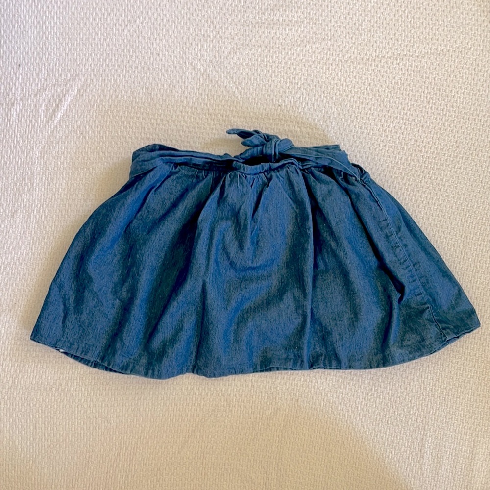 GIRL SKIRT|SIZE SMALL (5/6Y)